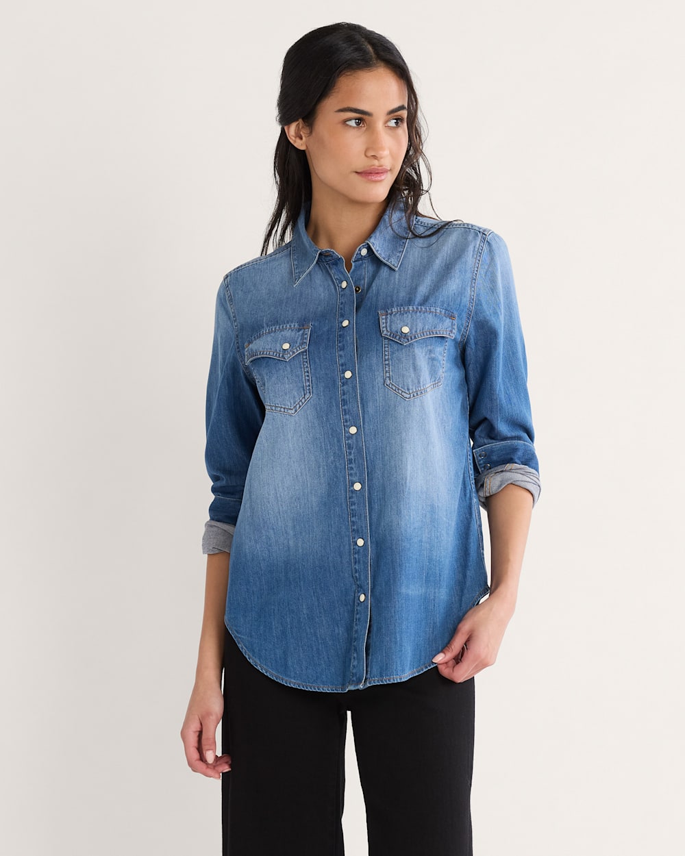 PENDLETON WOMEN'S CHAMBRAY GAMBLER SHIRT