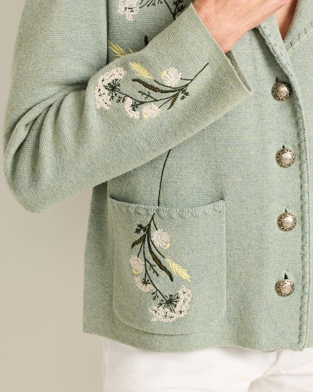 PENDLETON WOMEN'S FLORAL SOUVENIR CARDIGAN