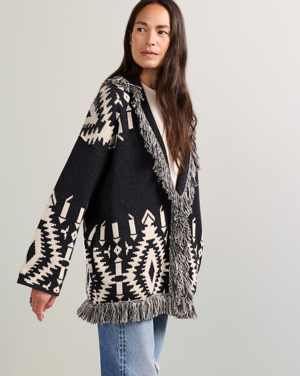 PENDLETON WOMEN'S GRAPHIC FRINGE CARDIGAN