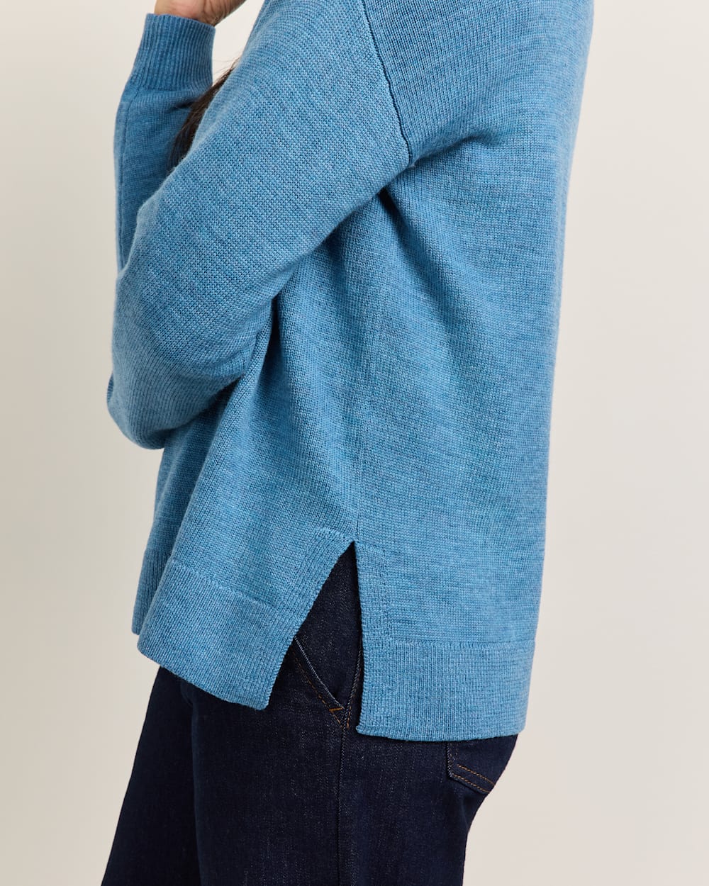 PENDLETON WOMEN'S MERINO V-NECK SWEATER