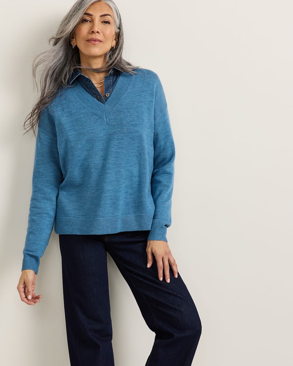 PENDLETON WOMEN'S MERINO V-NECK SWEATER