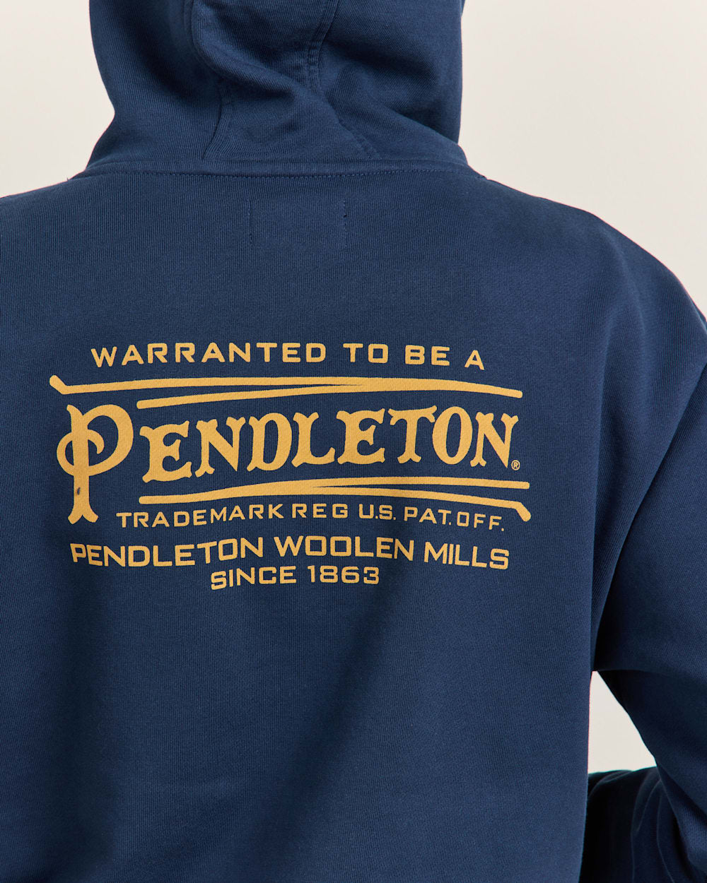 PENDLETON WOMEN'S LOGO GRAPHIC ZIP HOODIE