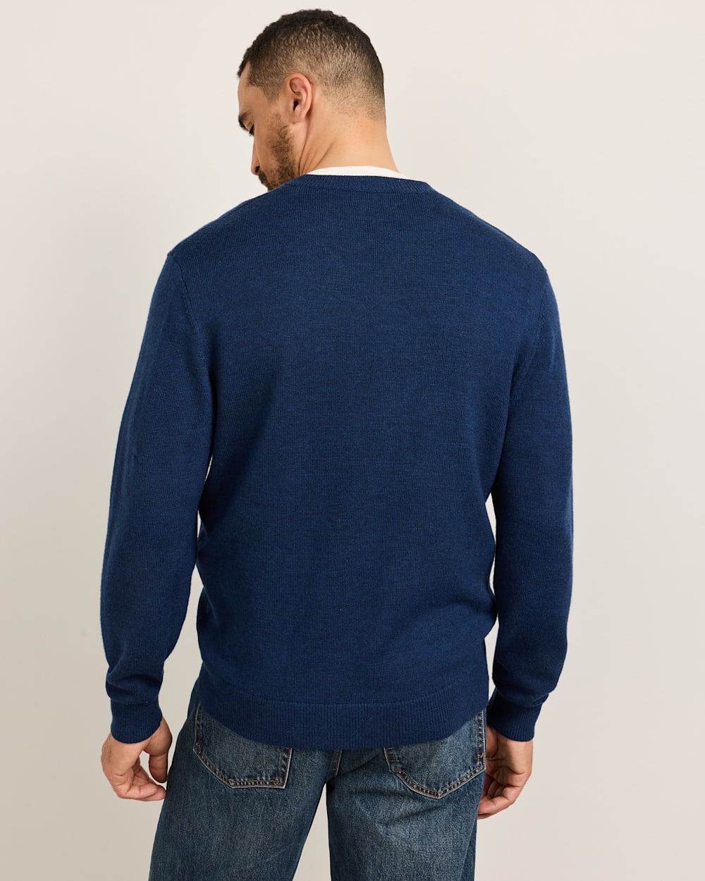 PENDLETON MEN'S MERINO V-NECK SWEATER