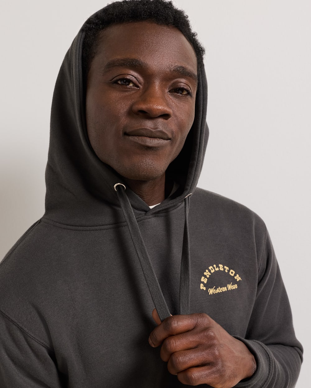 PENDLETON MEN'S GRAPHIC HOODIE