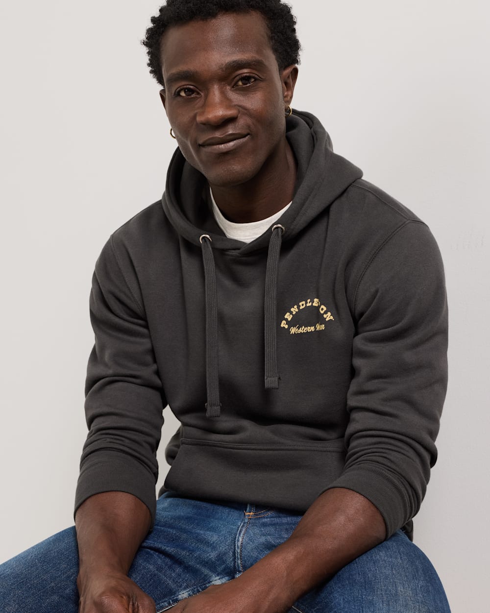 PENDLETON MEN'S GRAPHIC HOODIE
