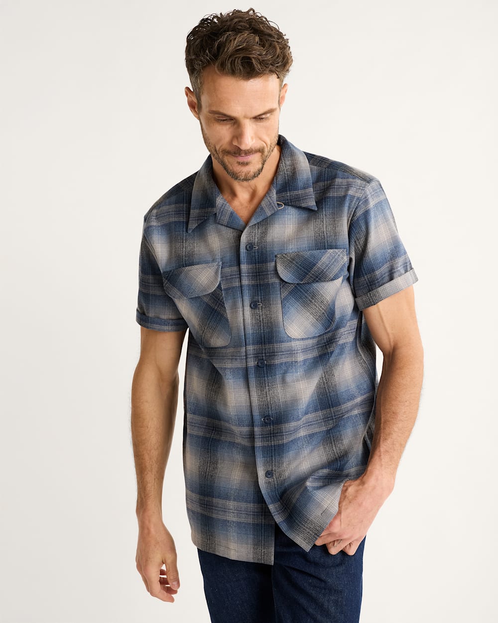 PENDLETON MEN'S SHORT-SLEEVE PLAID BOARD SHIRT
