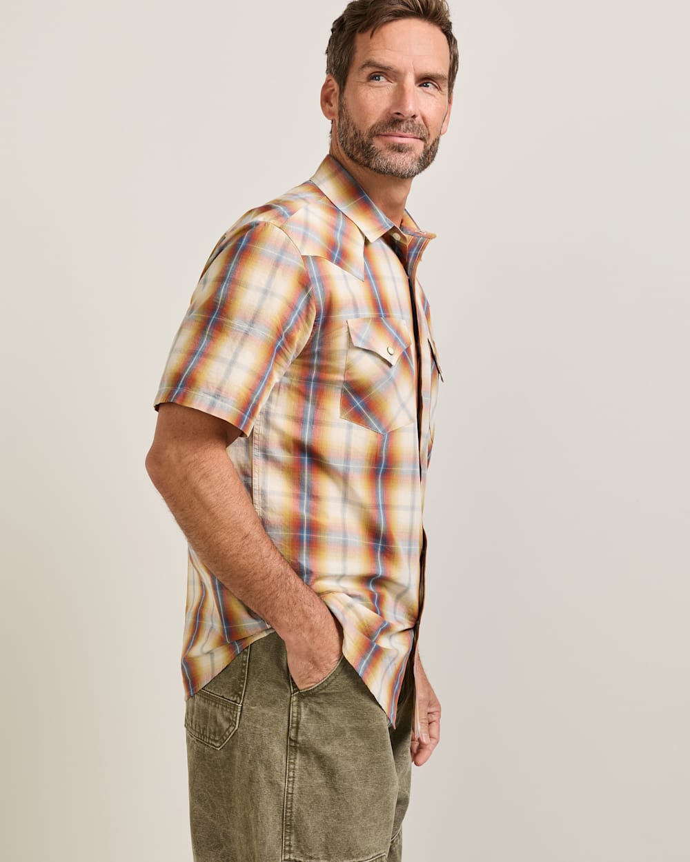 PENDLETON MEN'S SHORT-SLEEVE PLAID FRONTIER SHIRT