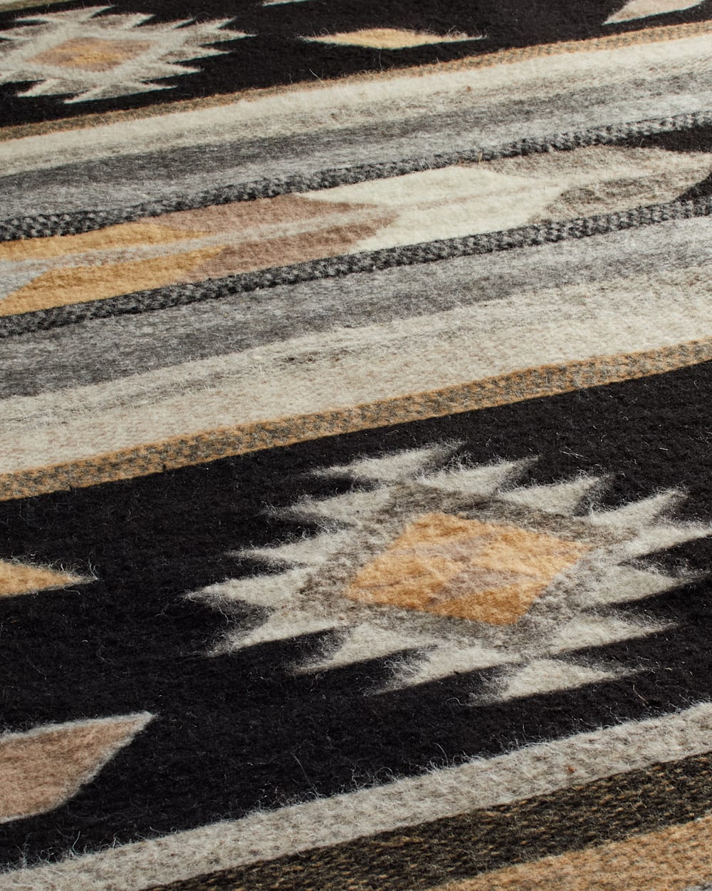 PENDLETON EMBERS RUG NATURAL