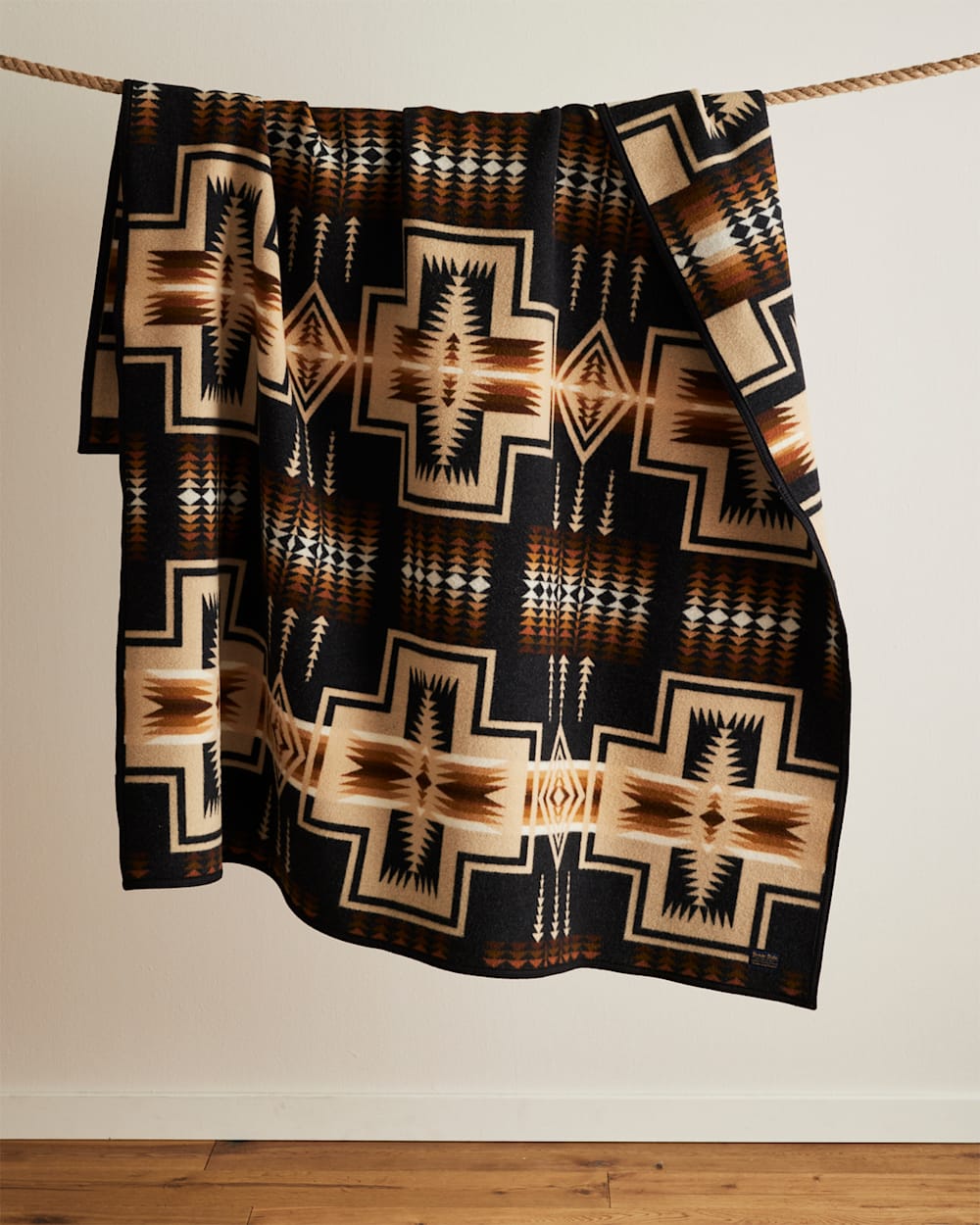 PENDLETON HARDING JACQUARD BLANKET