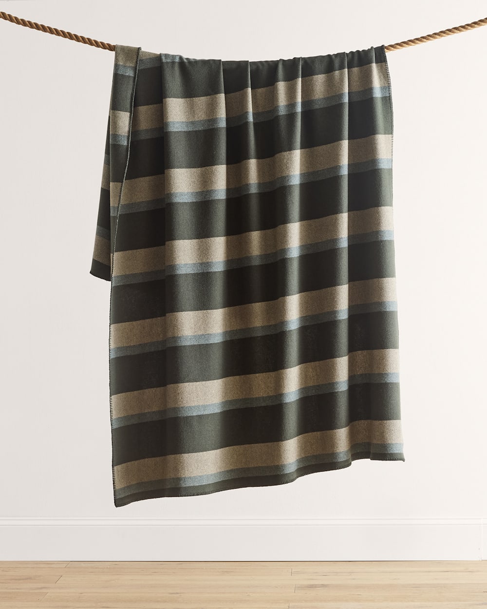 PENDLETON ECO-WISE WOOL PLAID/STRIPE BLANKET