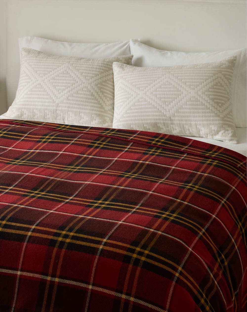 PENDLETON ECO-WISE WOOL PLAID/STRIPE BLANKET