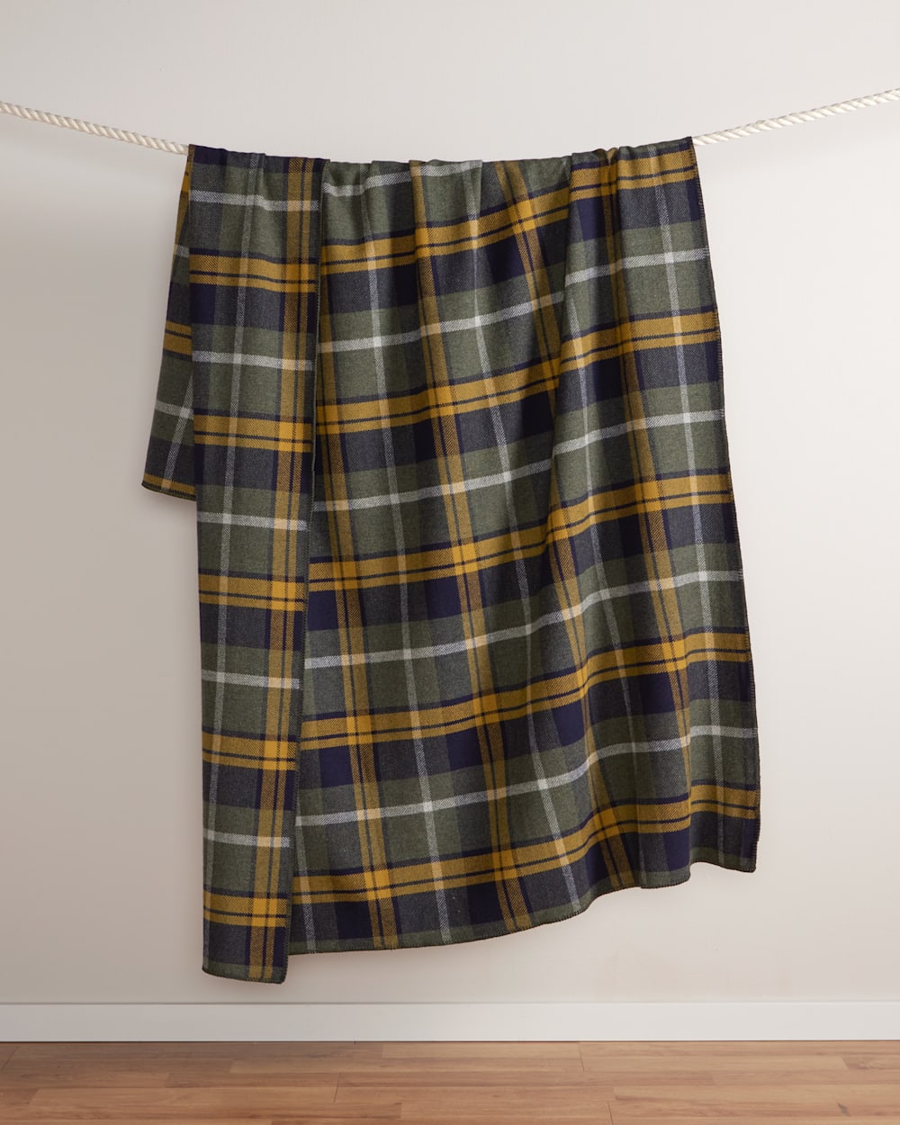 PENDLETON ECO-WISE WOOL PLAID/STRIPE BLANKET