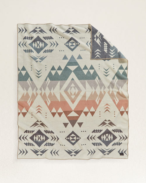 PENDLETON AGATE BEACH BLANKET