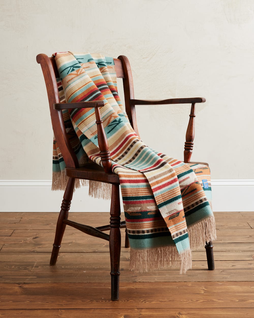 PENDLETON CHIMAYO THROW