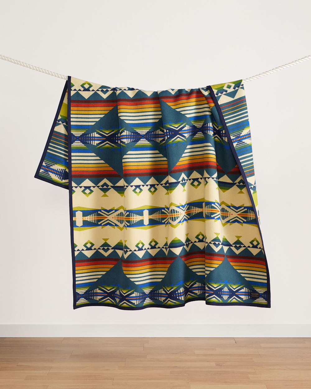 PENDLETON CREEKSIDE BLANKET