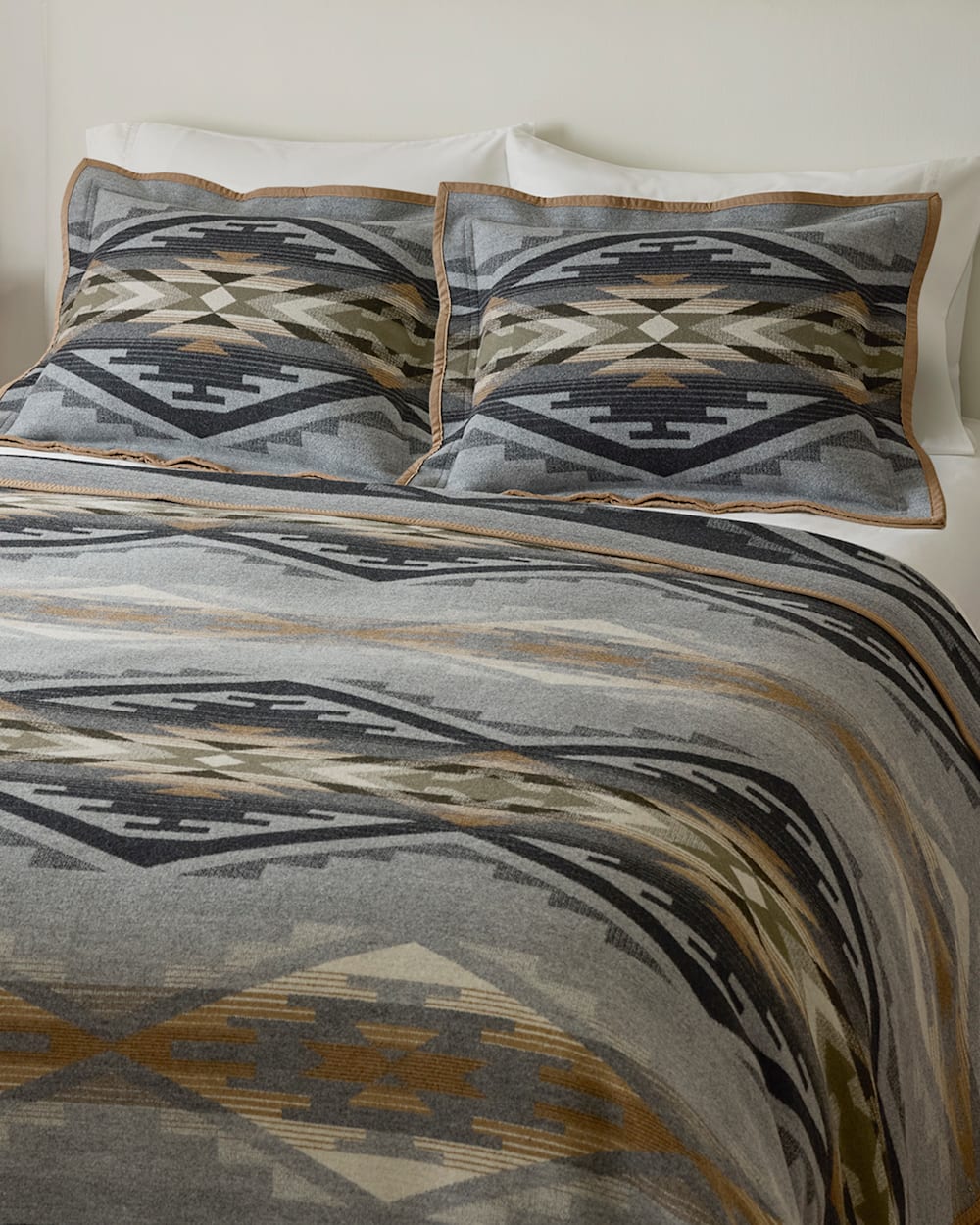 PENDLETON TUMALO RIDGE JACQUARD BEDDING SET
