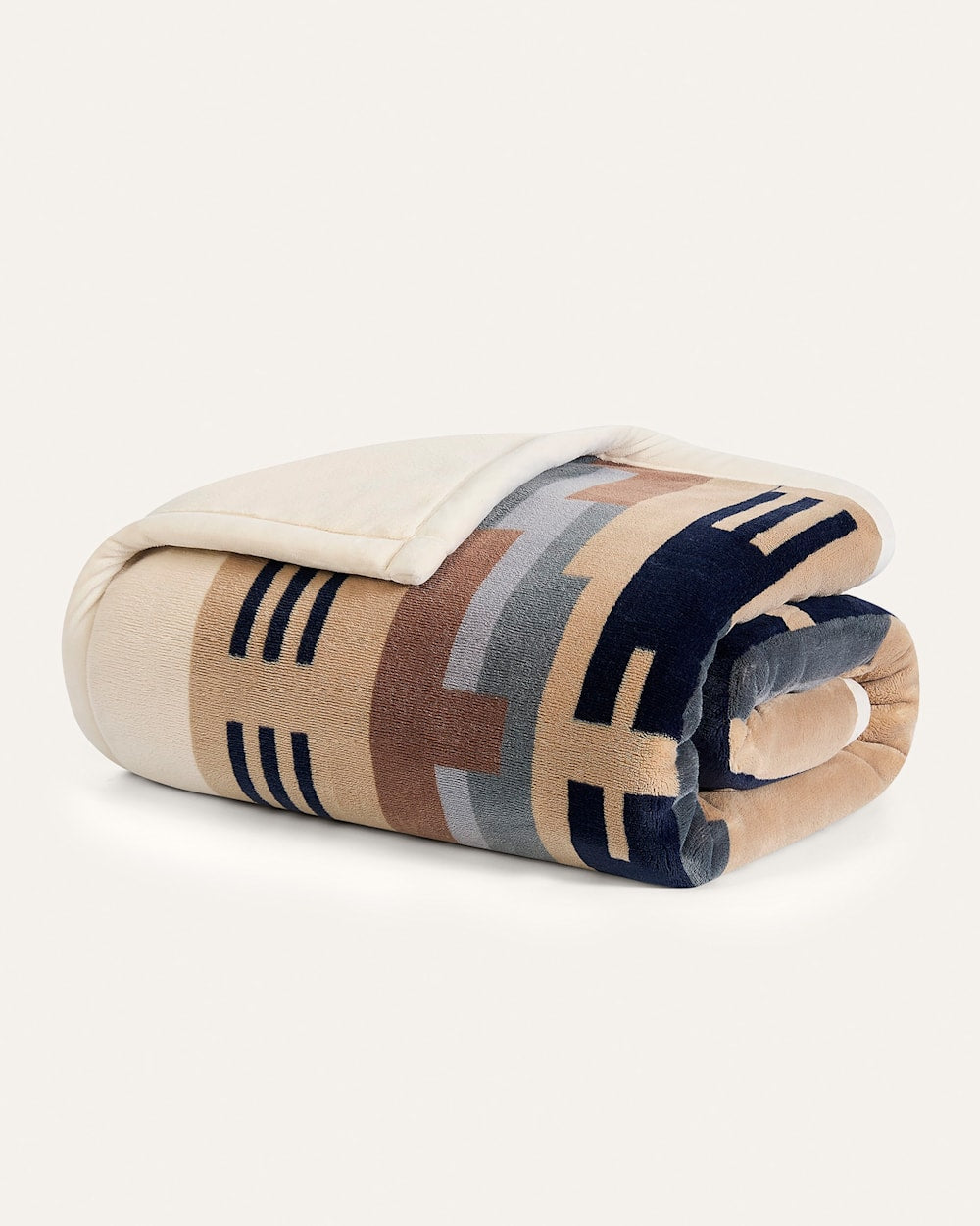PENDLETON PLUSH REVERSIBLE THROW