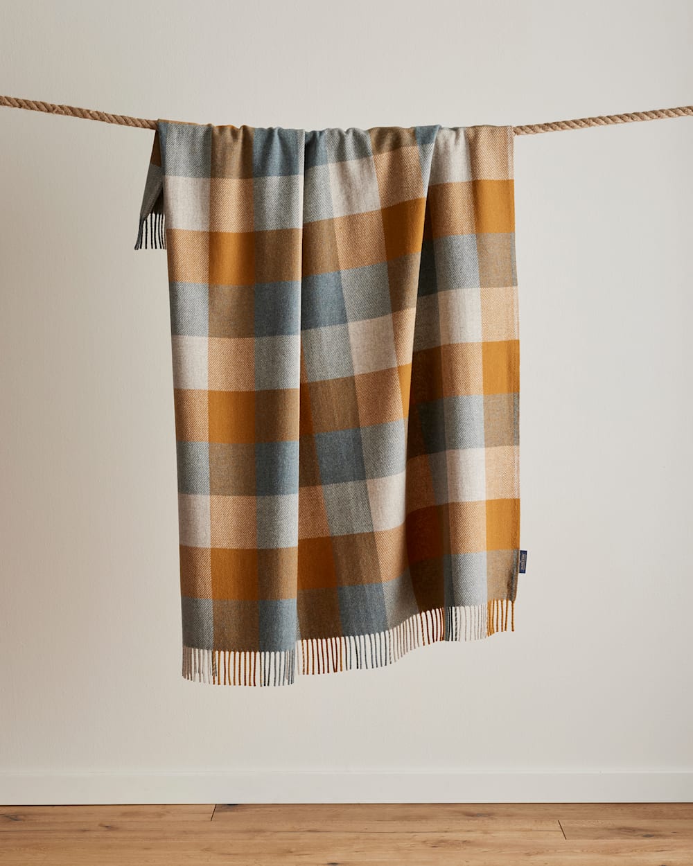 PENDLETON ECO-WISE WOOL FRINGED THROW