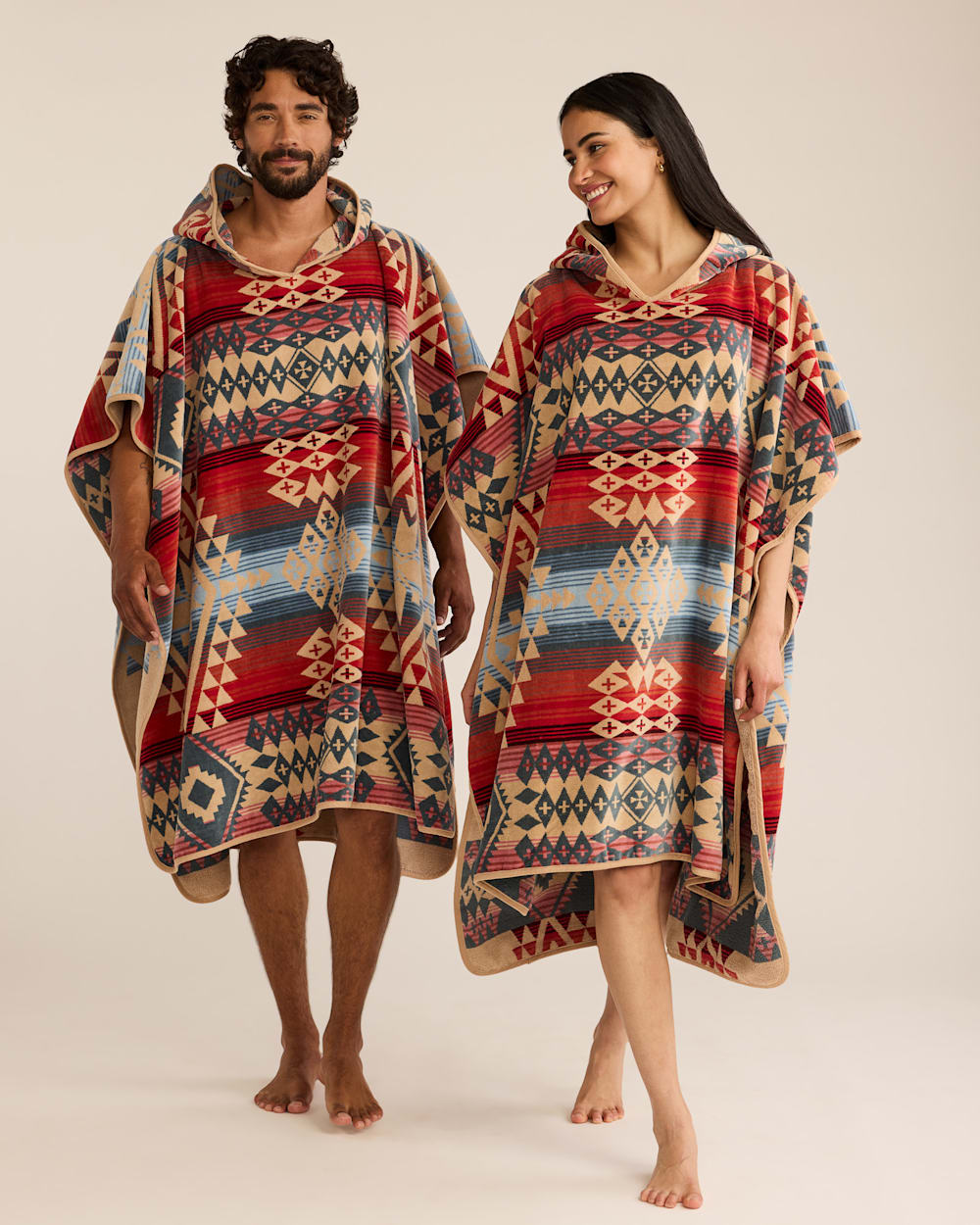 PENDLETON CANYONLANDS ADULT HOODED TOWEL