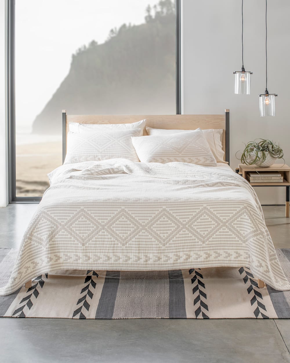PENDLETON GANADO COTTON MATELASSE COVERLET