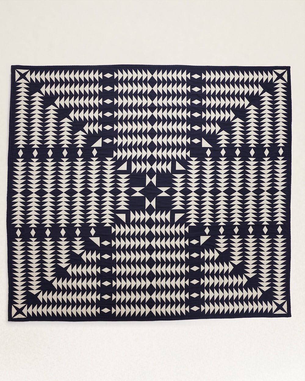 PENDLETON MIDNIGHT NOVA COTTON MATELASSE COVERLET