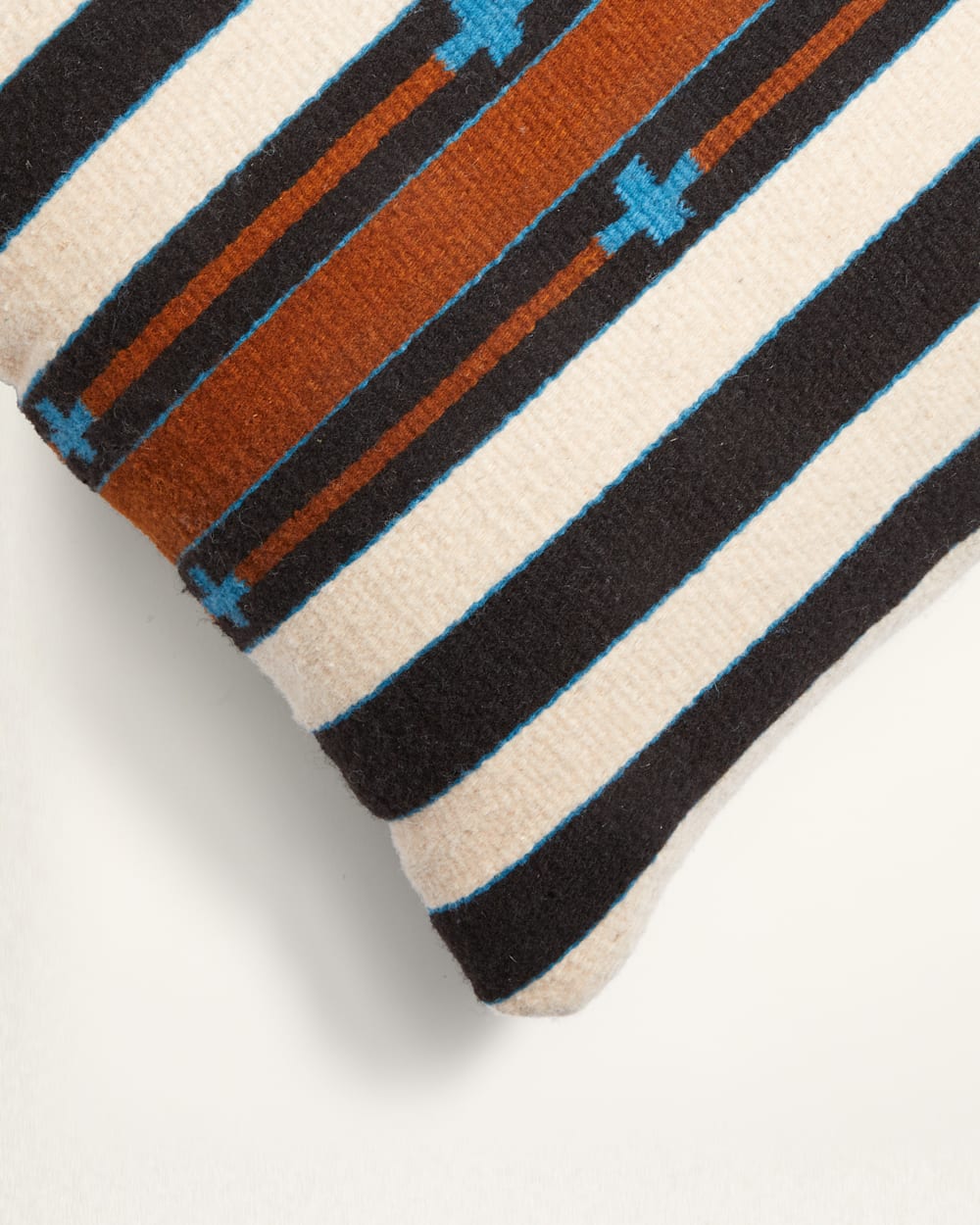 PENDLETON TURQUOISE CROSSES SQUARE PILLOW
