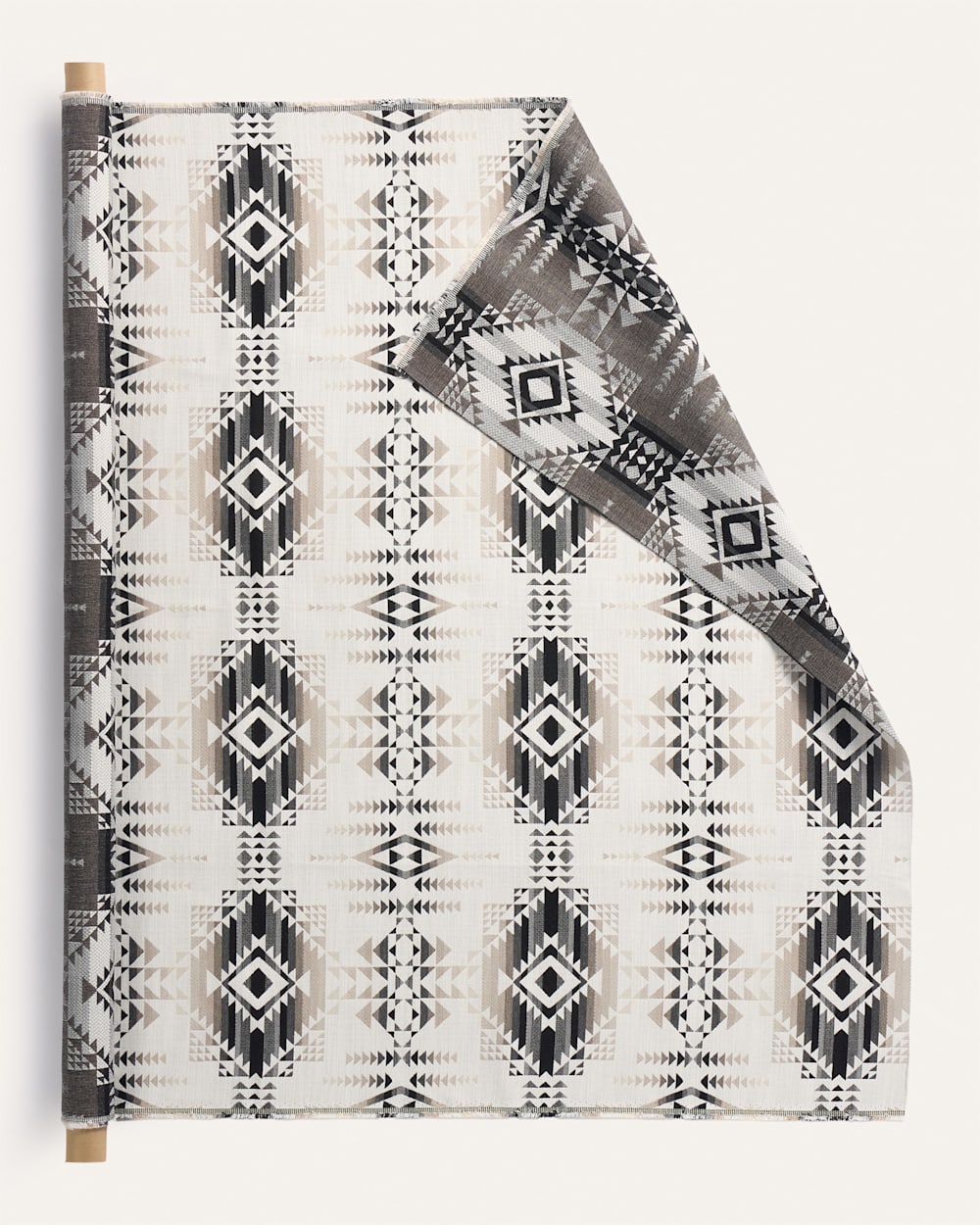 PENDLETON SUNBRELLA X PENDLETON PILOT ROCK FABRIC