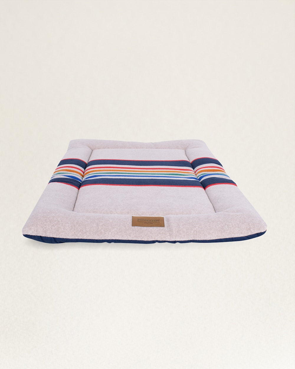 PENDLETON YELLOWSTONE NATIONAL PARK PET BED - COMFORT CUSHION