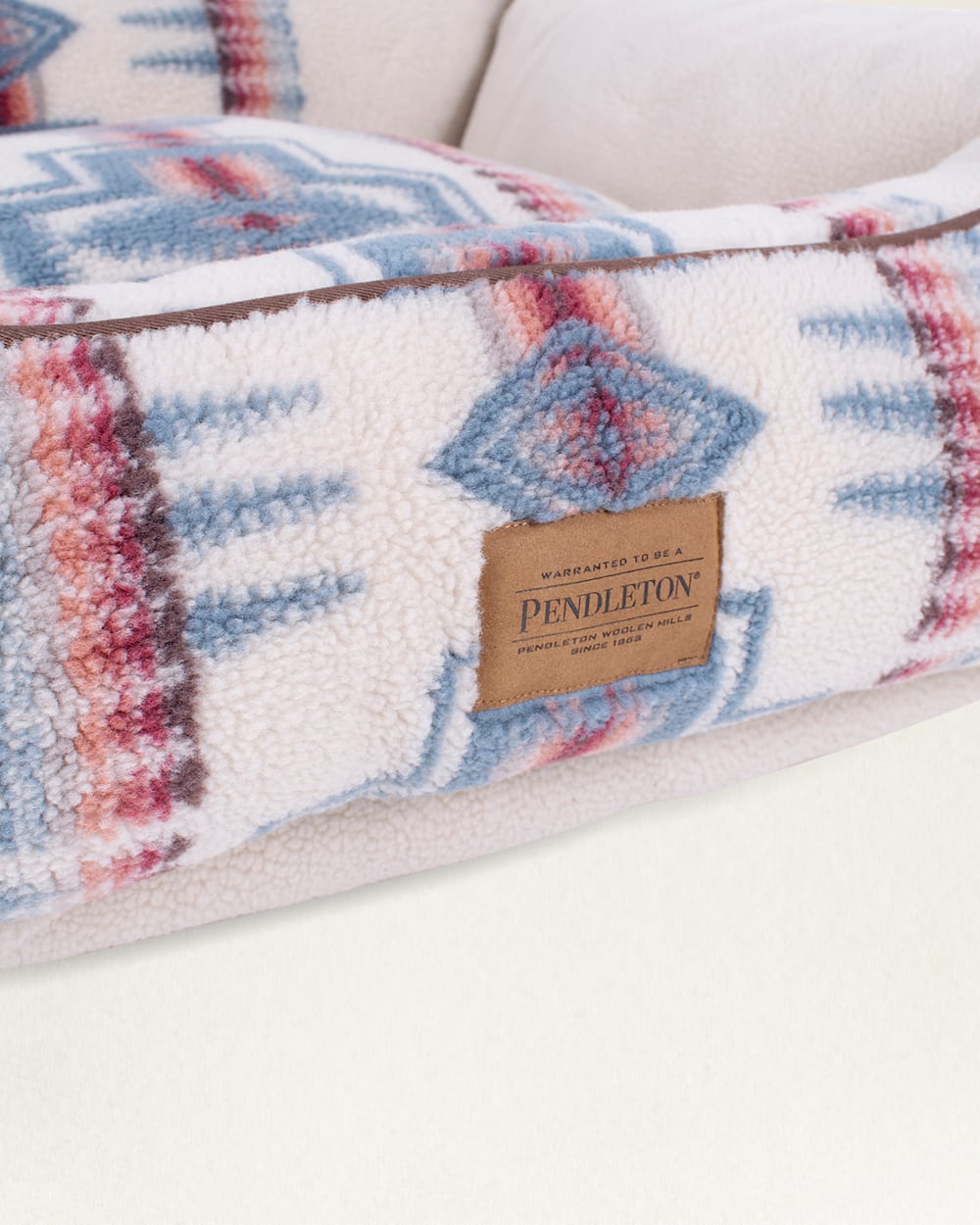 PENDLETON HARDING PET BED - KUDDLER