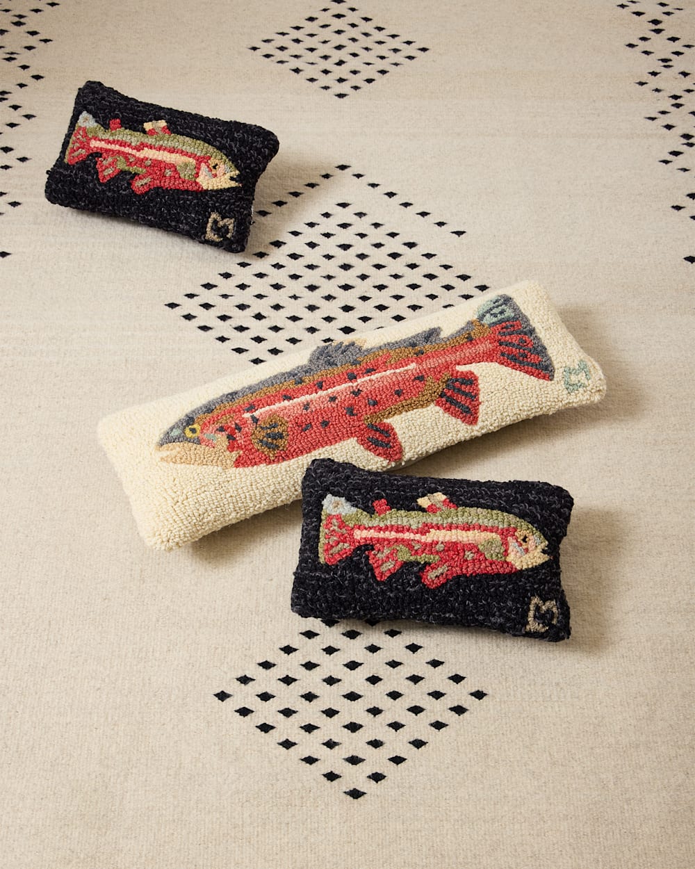 PENDLETON TROUT HOOKED LUMBAR PILLOW