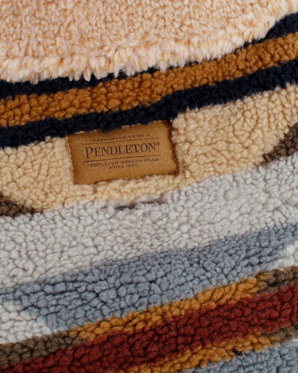 PENDLETON WYETH TRAIL PET COAT