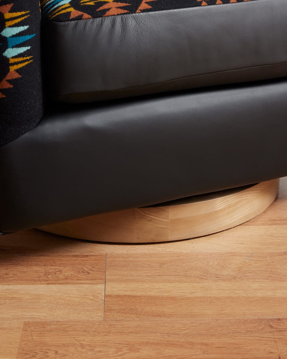 PENDLETON RANCHO ARROYO BARREL CHAIR
