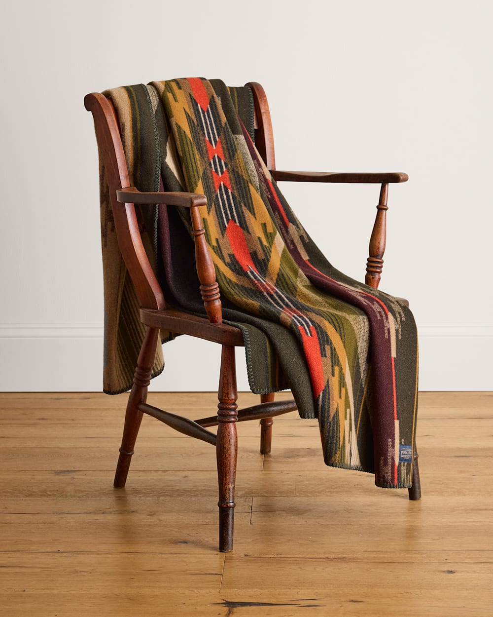 PENDLETON TUMALO THROW