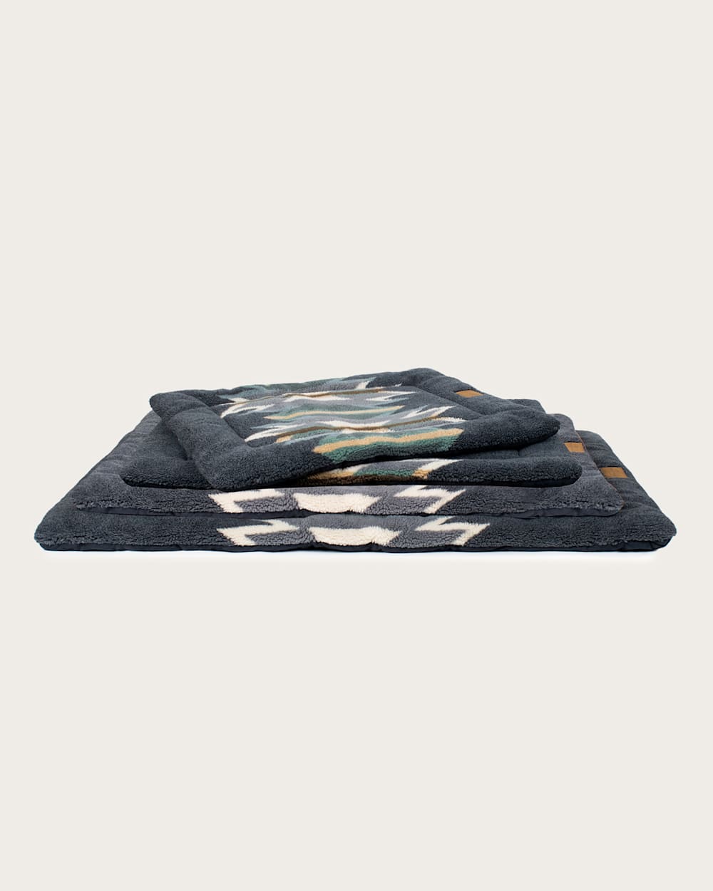 PENDLETON WYETH TRAIL PET BED - COMFORT CUSHION
