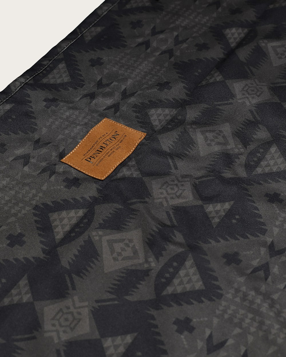 PENDLETON NEHALEM PET TRAVEL CAR HAMMOCK